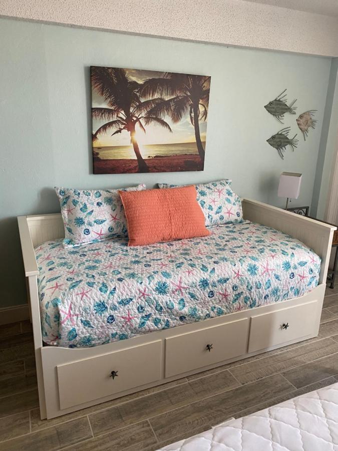 I Need A Vacay Now! Remodeled Studio Дейтона Бийч Екстериор снимка